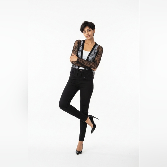 Women blouse - Picture 9 of 10